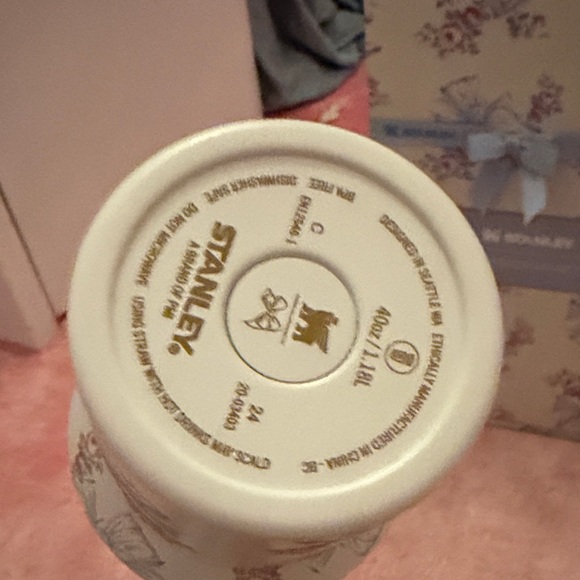 100% authentic love shack, fancy Stanley blue! - Picture 4 of 8